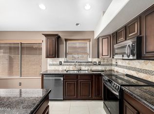43427 W COURTNEY Drive, Maricopa, AZ 85138