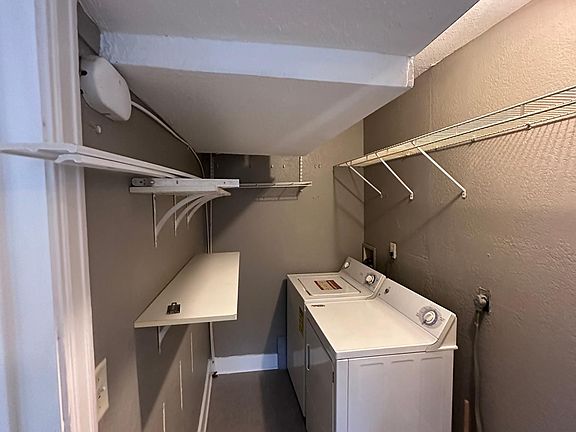 5th image of 712 W 37th St