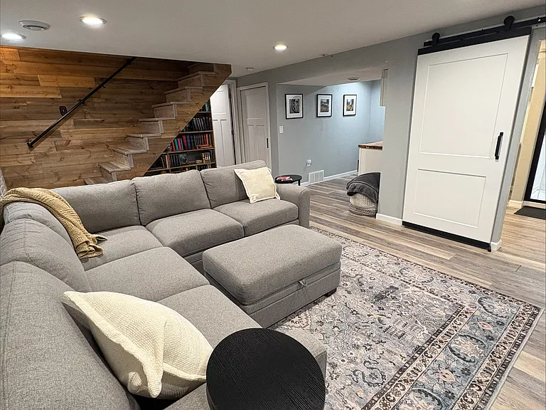 3835 Summerset Way — Photo 15