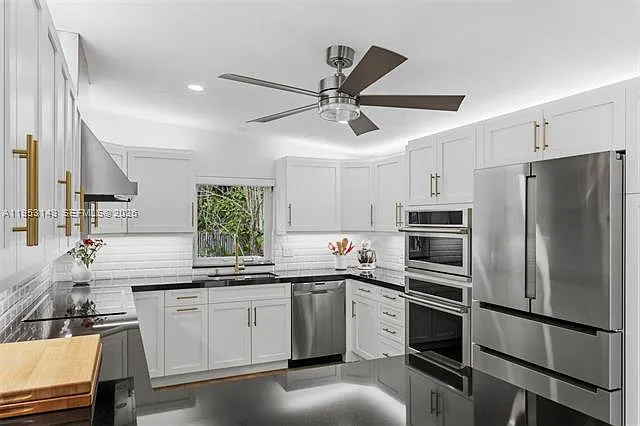 7801 SW 58th Ave — Photo 7