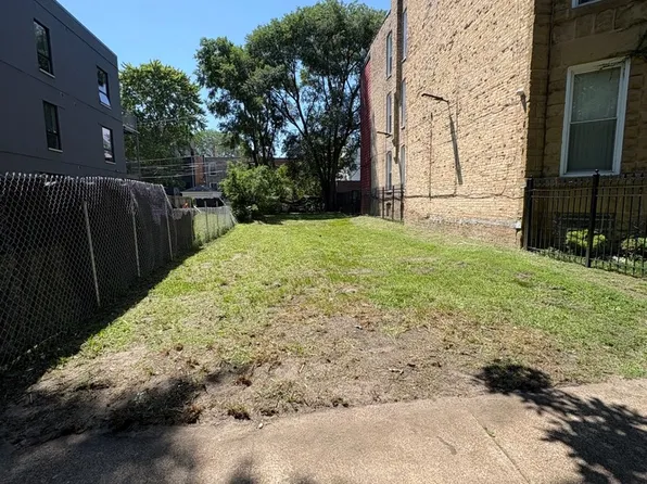 4344 S Berkeley Ave, Chicago, IL 60653