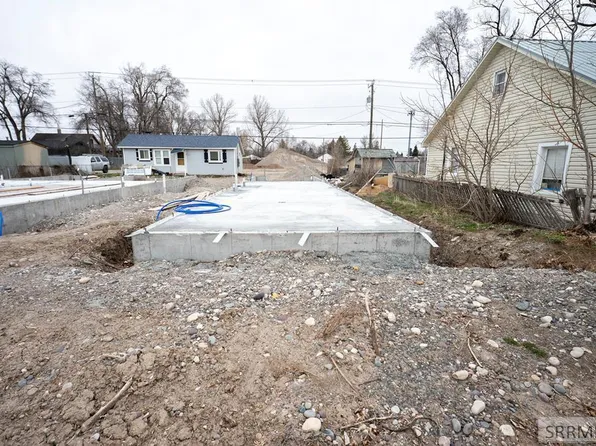 435 E 16th St, Idaho Falls, ID 83404