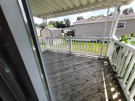 Exterior Image-2-Skyline 19 Boardwalk