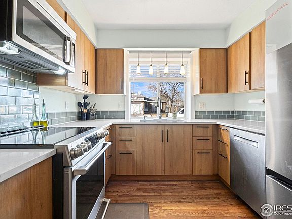4th image of 1566 S Estrella Ave