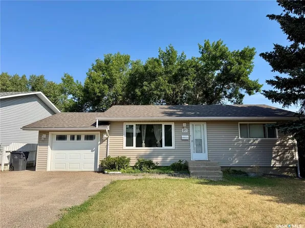 97 Burke CRESCENT, Swift Current, SK S9H 4E4