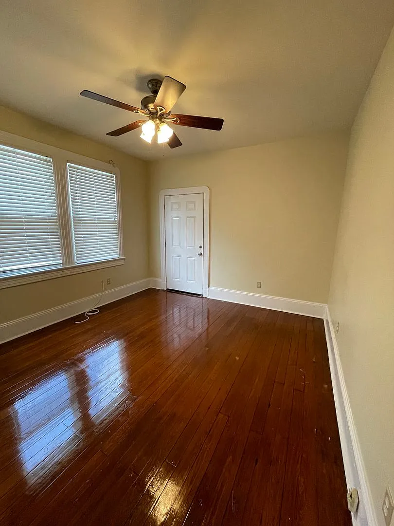 Building Photo - 4001-4003 Iberville St
