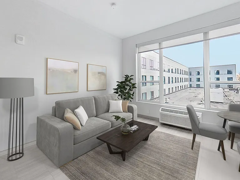 Block 600 — Photo 10