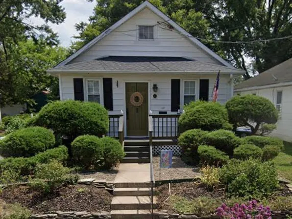 420 Hunter St, Fredericksburg, VA 22401