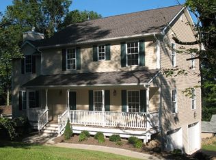 18 Unger Ave, Stanhope, NJ 07874