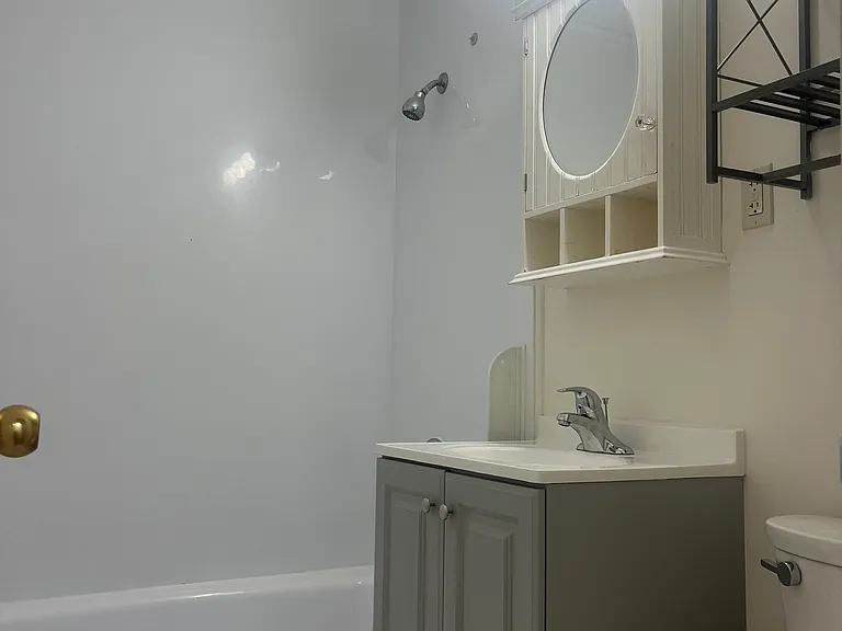140 Grove St #1D — Photo 12