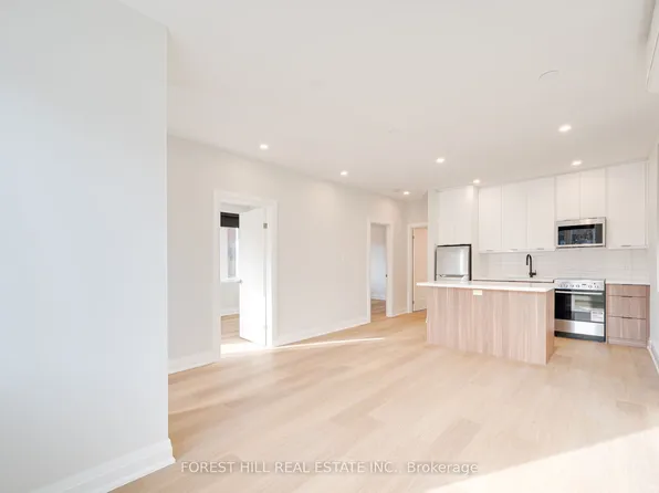 160 Tyrrel Ave, Toronto, ON M6G 2G7
