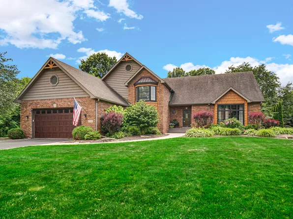 1536 Muirfield Dr, Dyer, IN 46311