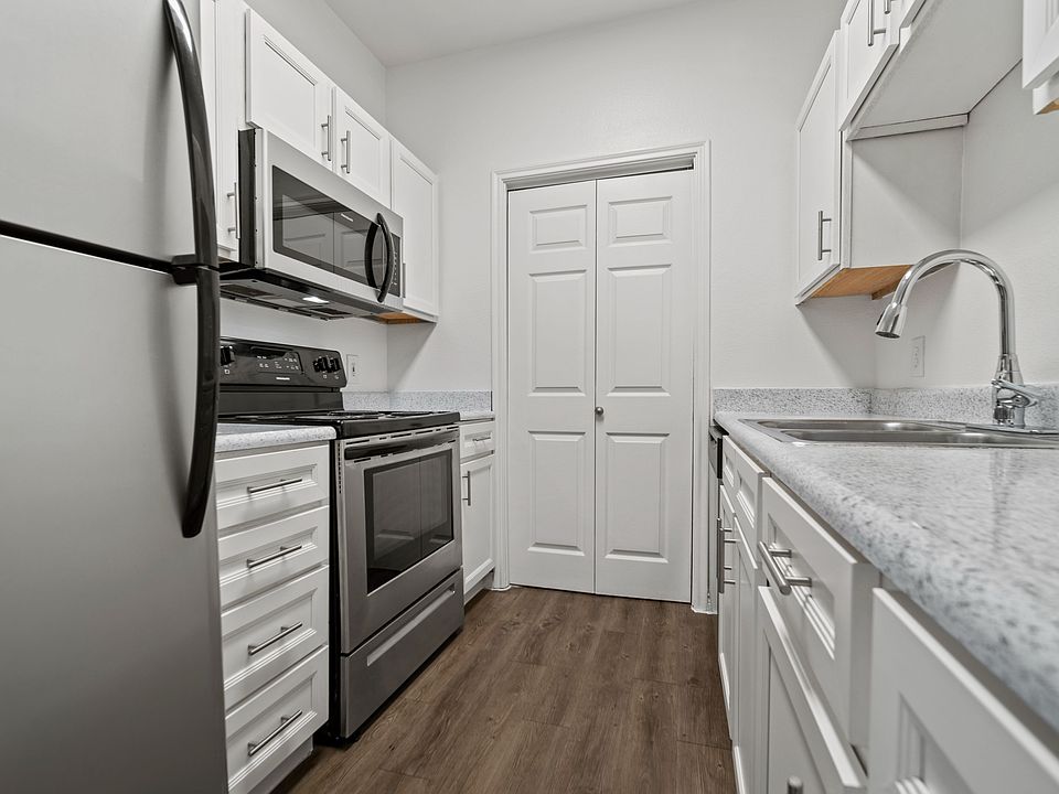COTTON CROSSING 705 Village Way New Braunfels TX Zillow