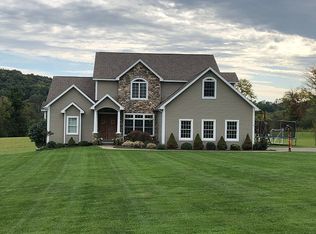 240 Castleman Rd, Vestal, NY 13850