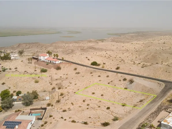 13013 S Rillito Pl, Topock, AZ 86436