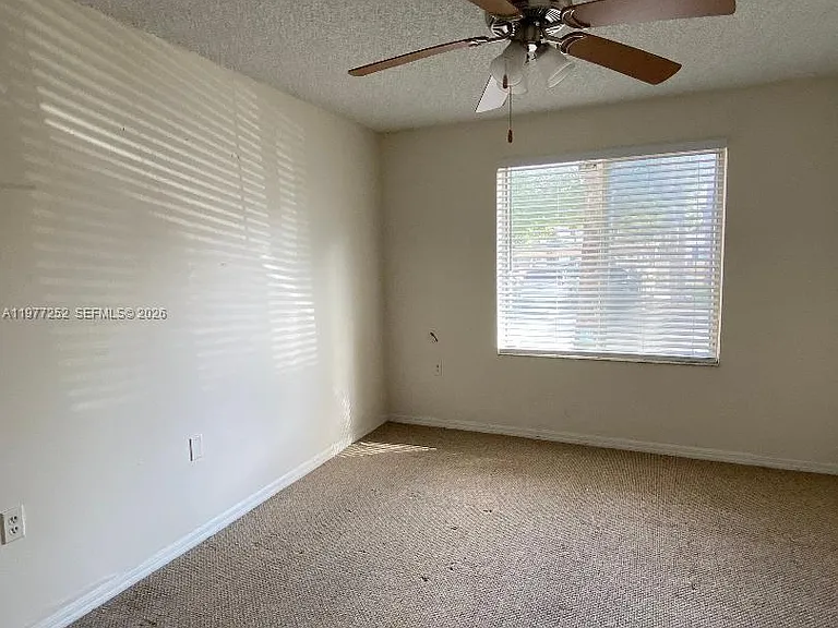 22104 Glenmoor Dr — Photo 6