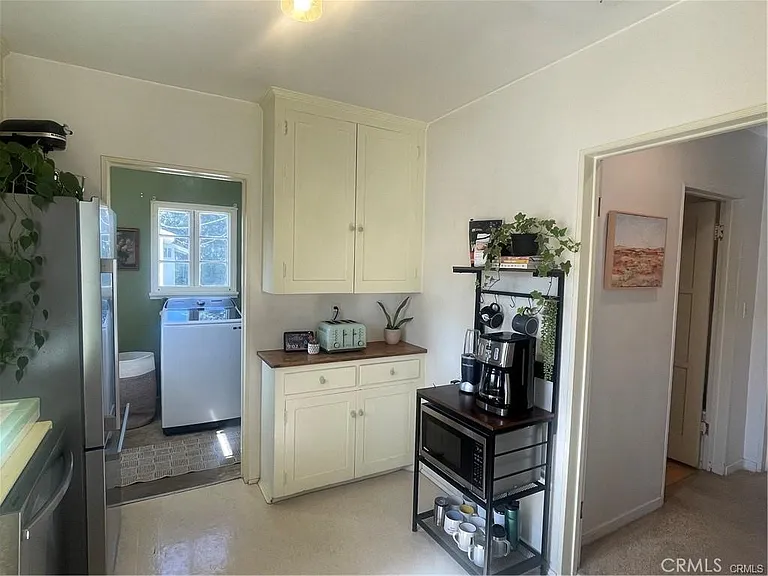 4586 Sunnyside Dr — Photo 17