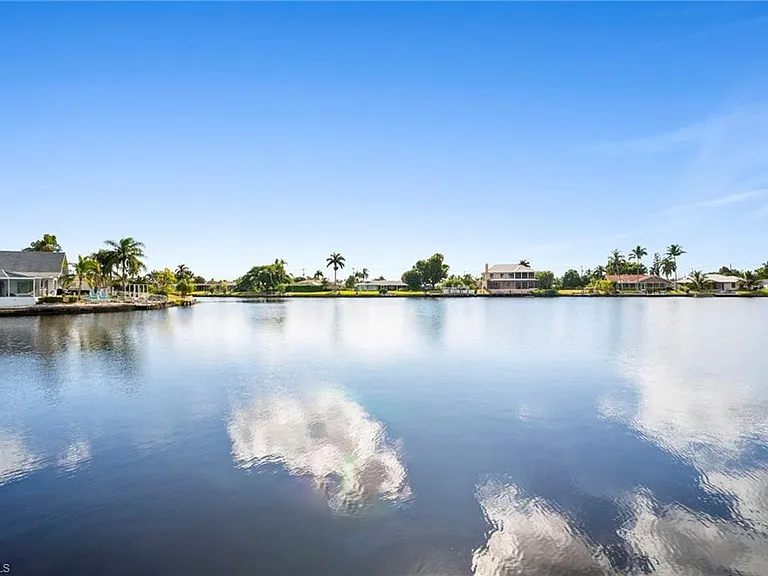 4530 W Coral Cir — Photo 37