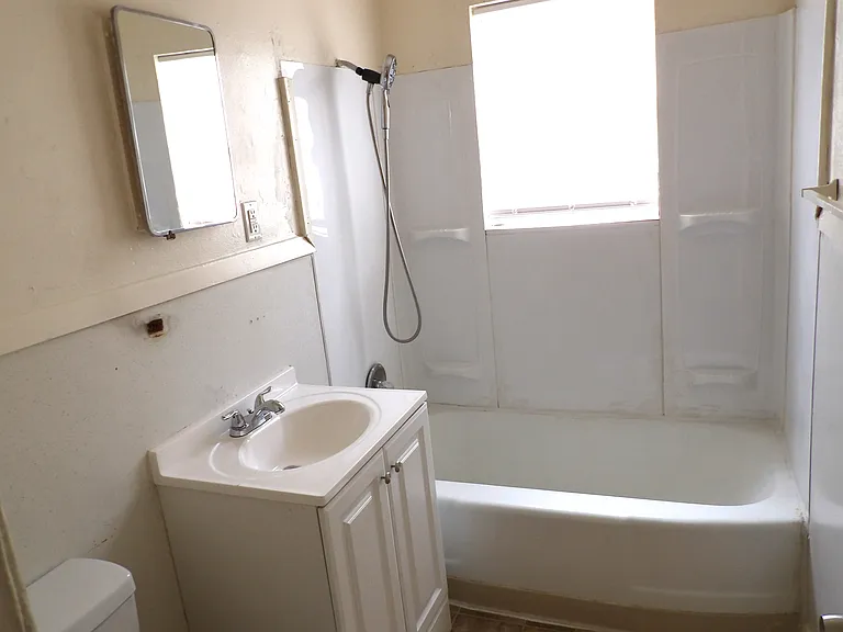 2604 NW Pollard Ave — Photo 9
