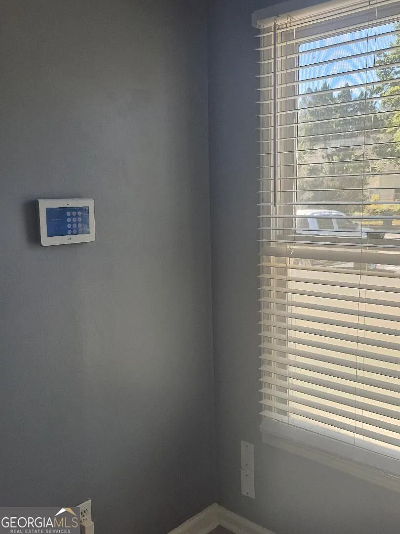 2 bed, 1.5 bath, $1,295 — Photo 4