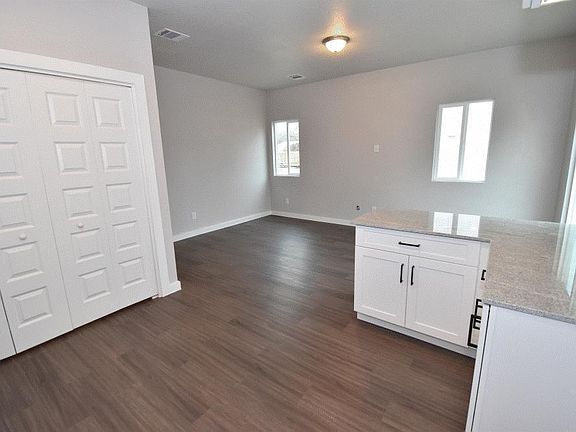 5th image of 6407 Marcum Dr #201