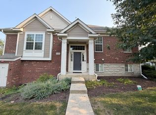 2542 Dunraven Ave #2542, Naperville, IL 60540