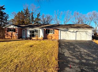 410 Aster Ln, Hoffman Estates, IL 60169