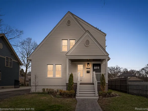 272 Arthur St, Plymouth, MI 48170