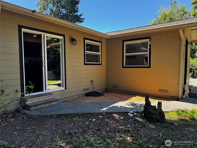 3rd image of 4342 Herring Street