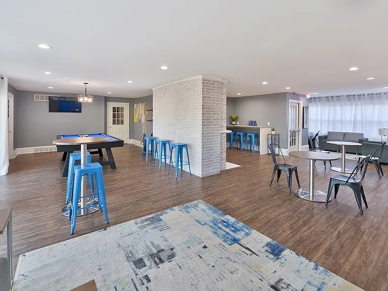 Kings Manor Apartment Homes — Photo 20