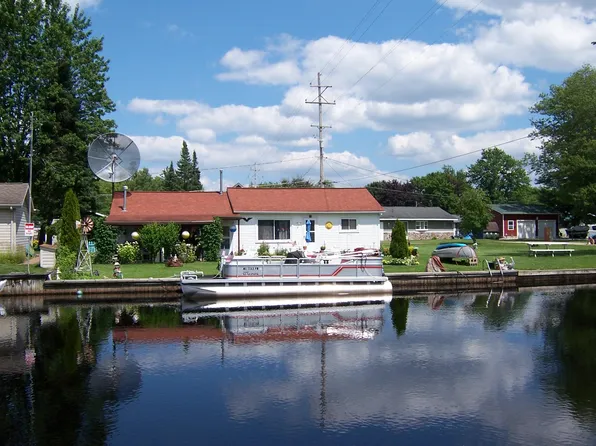 120 Brad N Cris Dr, Houghton Lake, MI 48629