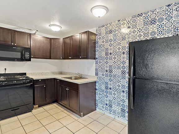 4th image of 200 Dumbarton Ave #Tah2rr72n