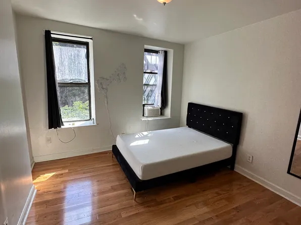137 West 83rd Street image 1 of 10