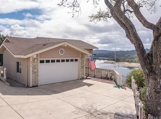 8818 Circle Oak Dr, Bradley, CA 93426
