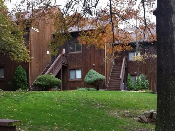 2 Sugar Bowl Ct Unit 4, Vernon, NJ 07462