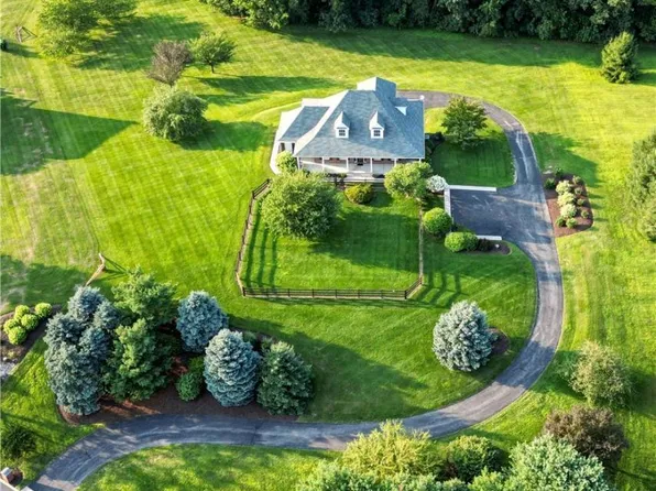 7 Tedway Ave, Kutztown, PA 19530