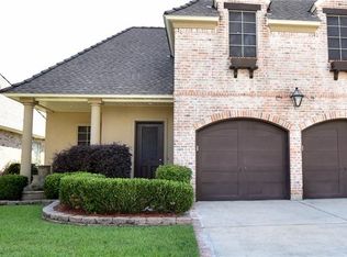221 Nicklaus Dr, Slidell, LA 70458