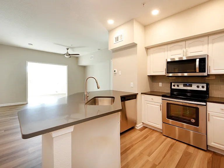 Via Tuscany Apartments — Photo 16