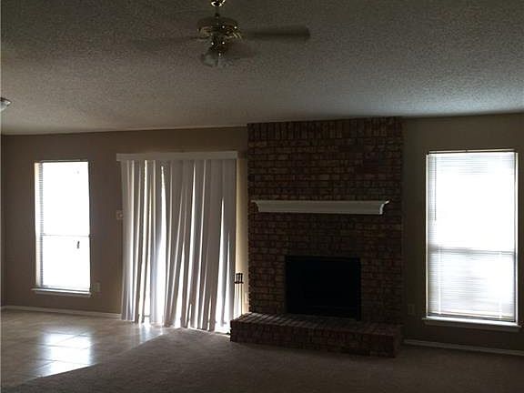 3rd image of 7516 Down Hill Dr