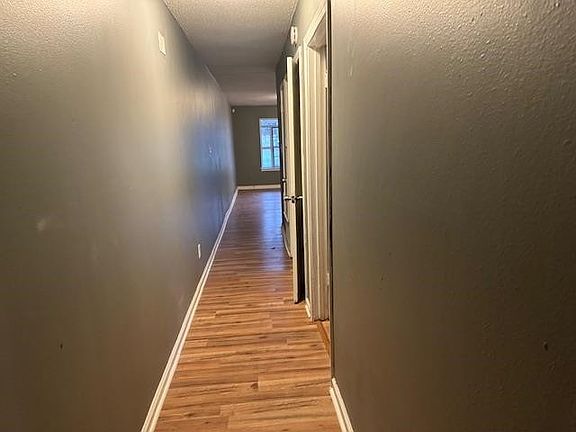4th image of 3367 Hardin Ave