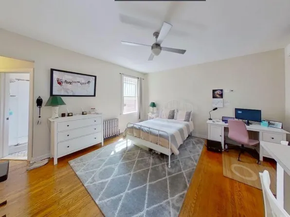 2006 Spruce St APT 3M, Philadelphia, PA 19103