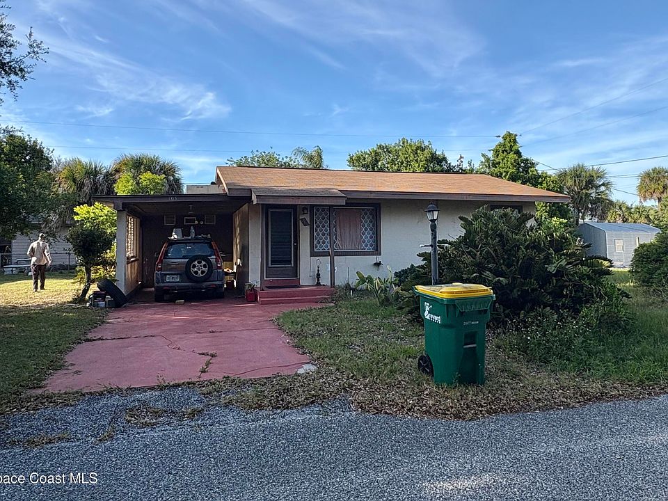 1st image of 305 Live Oak Ln