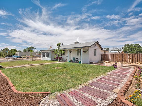 2nd image of 501 Loma Hermosa Dr NW