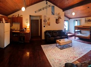 486 Blue Knob Rd APT B, Portage, PA 15946