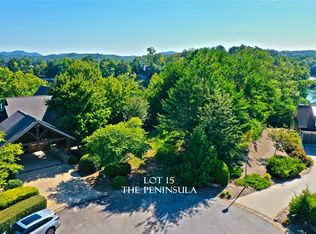 120 Vaughn Ct, Six Mile, SC 29682