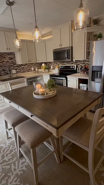 2 bed, 2.5 bath, 1328 sqft, $3,500 — Photo 1