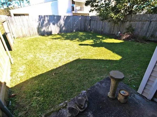 212 Putters Ln, Slidell, LA 70460