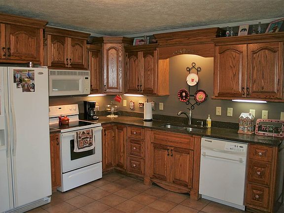 4th image of 123 Fort Hudson Road Ext