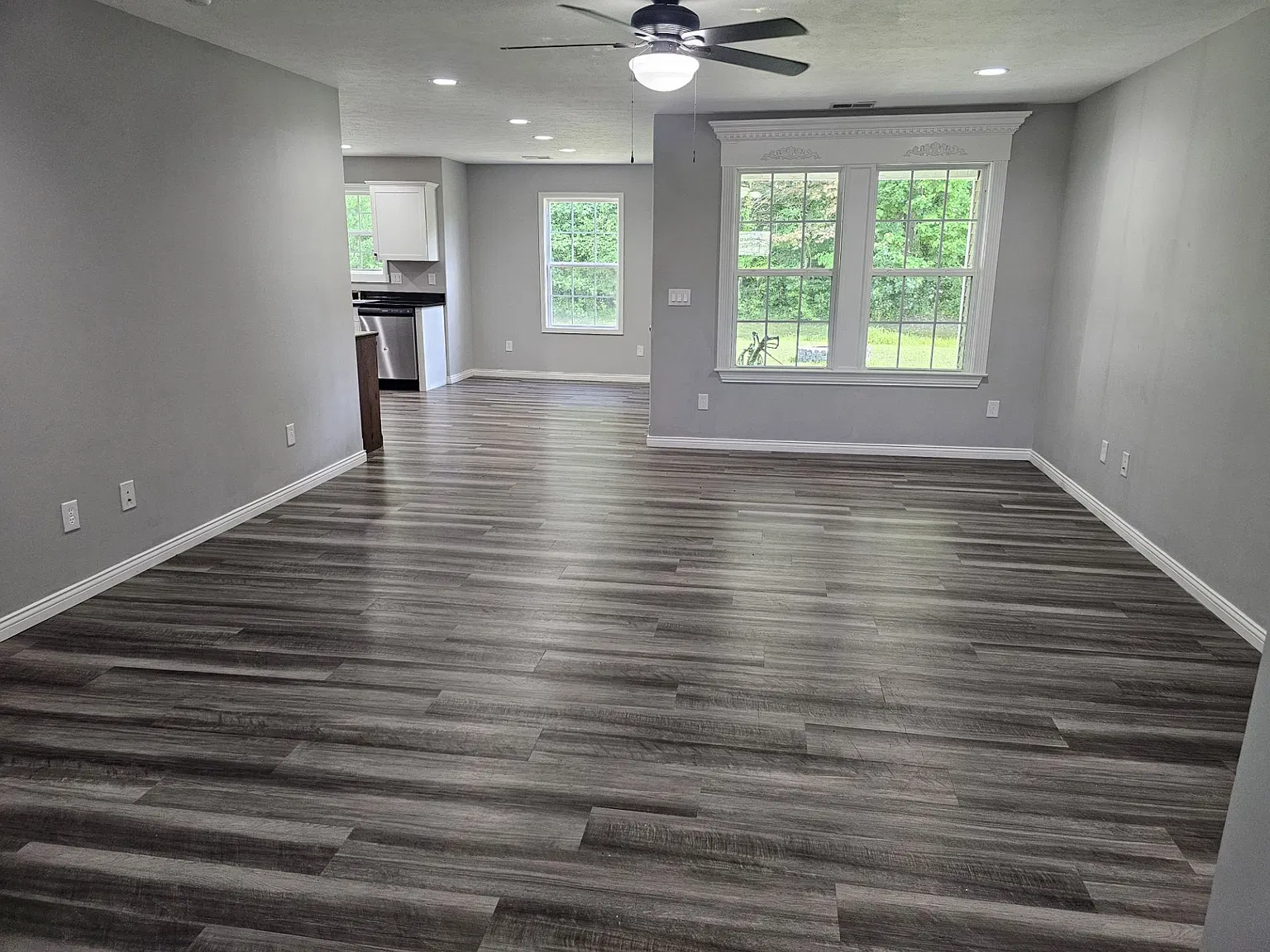 105 Northwoods Ct — Photo 4