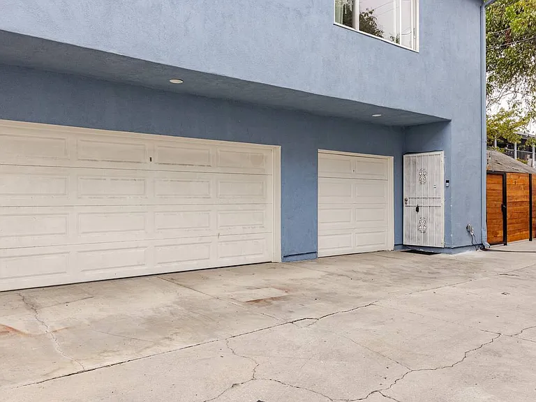 4218 Dalton Ave — Photo 24